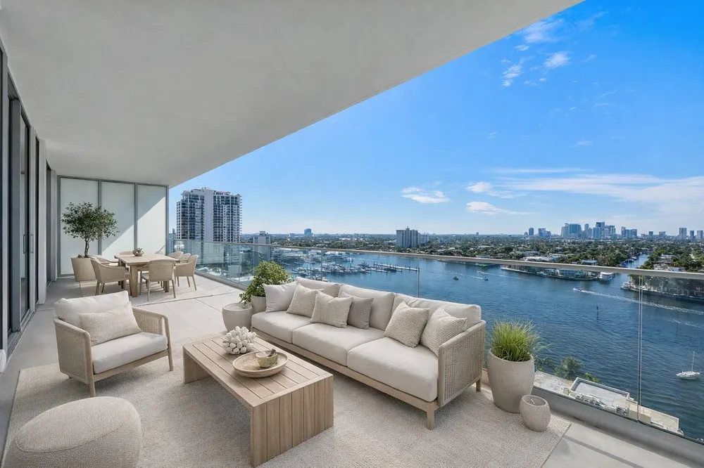 153 Seabreeze Boulevard #1803 Fort Lauderdale, FL 33304