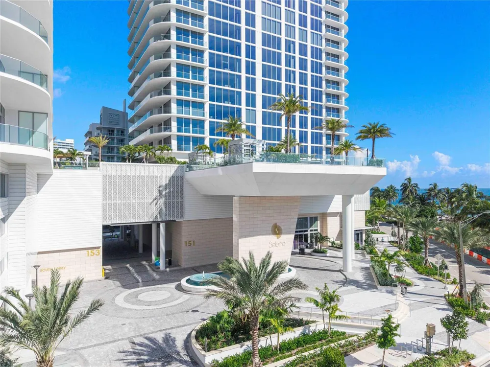 153 Seabreeze Boulevard #1803 Fort Lauderdale, FL 33304