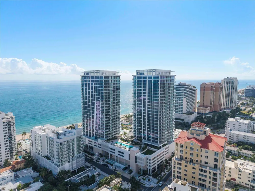 153 Seabreeze Boulevard #1803 Fort Lauderdale, FL 33304