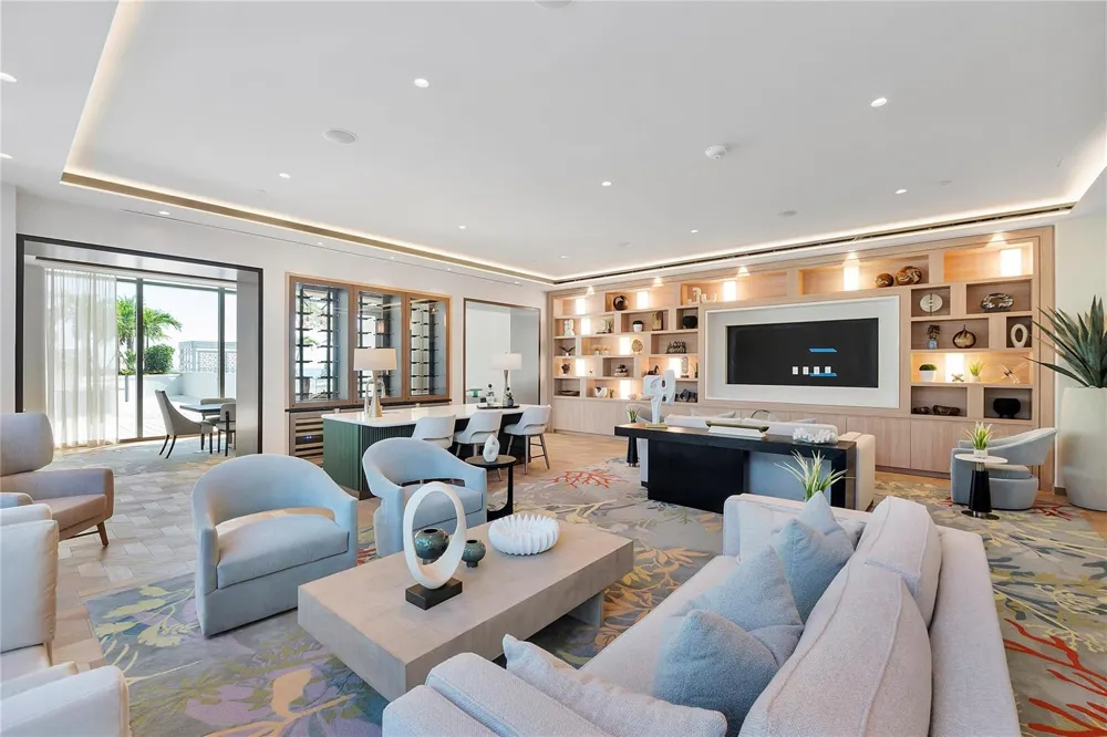 153 Seabreeze Boulevard #1803 Fort Lauderdale, FL 33304