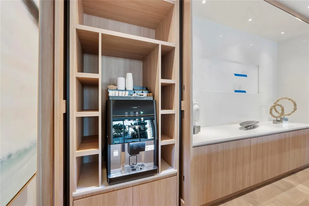 153 Seabreeze Boulevard #1803 Fort Lauderdale, FL 33304