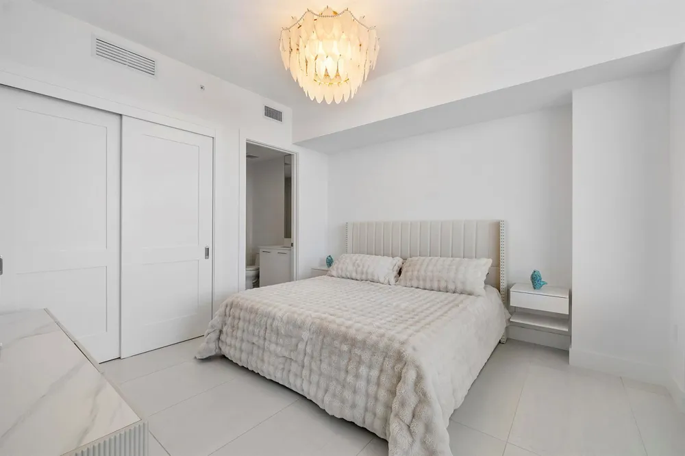 153 Seabreeze Boulevard #1803 Fort Lauderdale, FL 33304