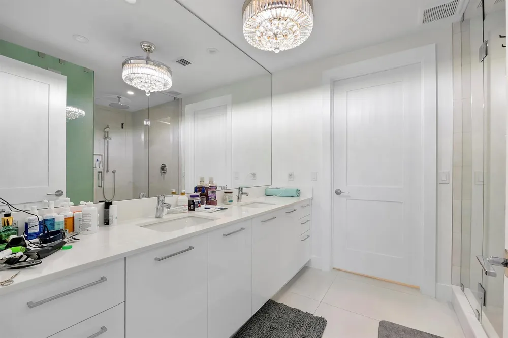 153 Seabreeze Boulevard #1803 Fort Lauderdale, FL 33304