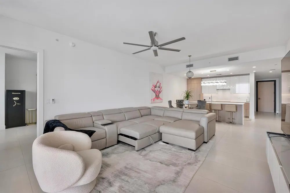 153 Seabreeze Boulevard #1803 Fort Lauderdale, FL 33304