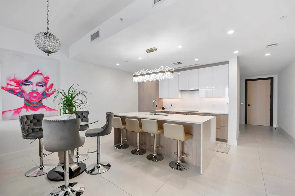 153 Seabreeze Boulevard #1803 Fort Lauderdale, FL 33304