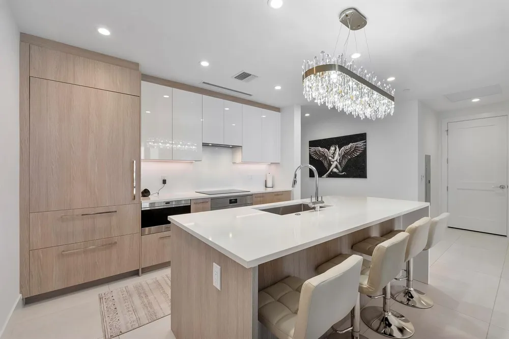 153 Seabreeze Boulevard #1803 Fort Lauderdale, FL 33304
