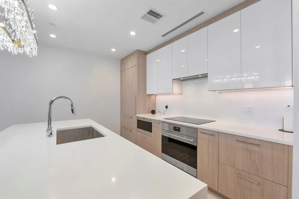153 Seabreeze Boulevard #1803 Fort Lauderdale, FL 33304