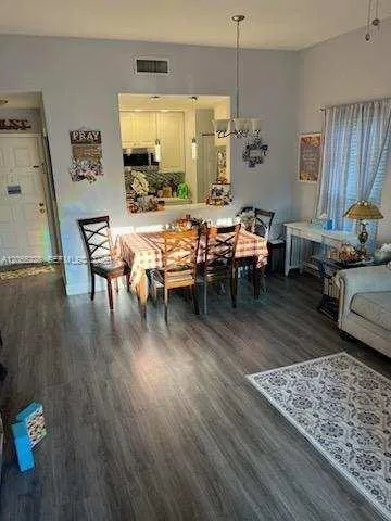 11699 NW 11th St Pembroke Pines, FL 33026