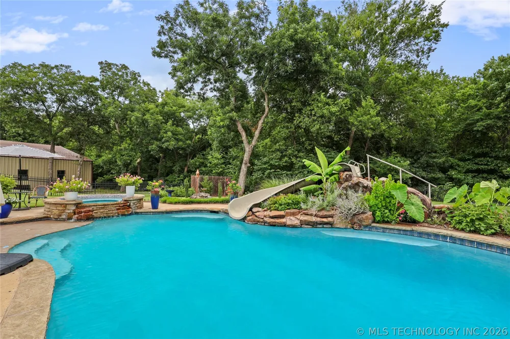 87 Tuscan Road Ardmore, OK 73401