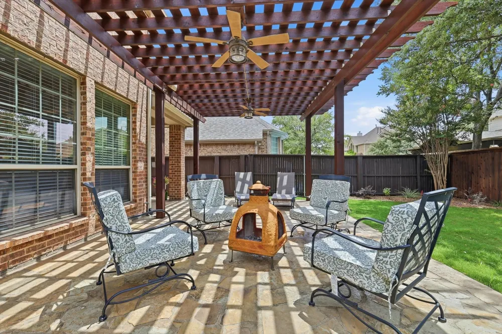1336 Burnett Drive Lantana, TX 76226