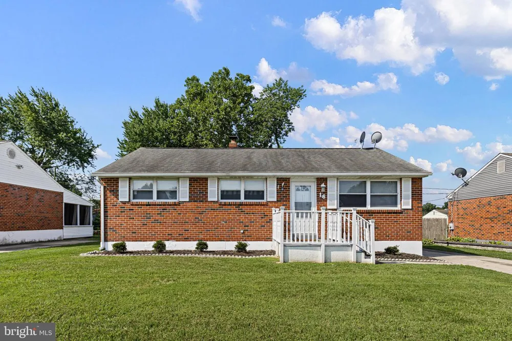 16 IVY LANE New Castle, DE 19720