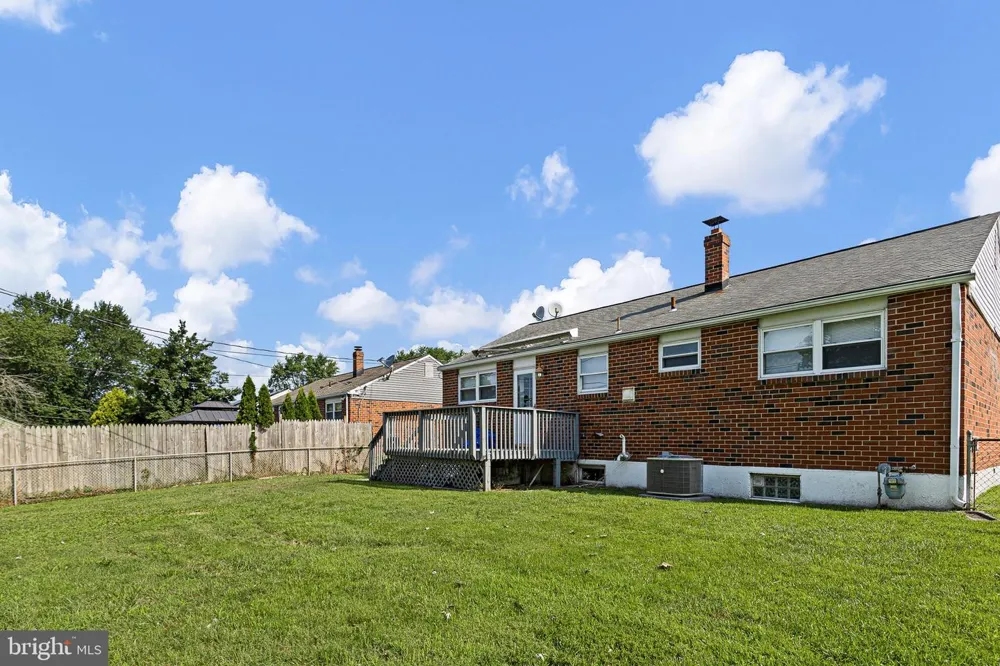 16 IVY LANE New Castle, DE 19720