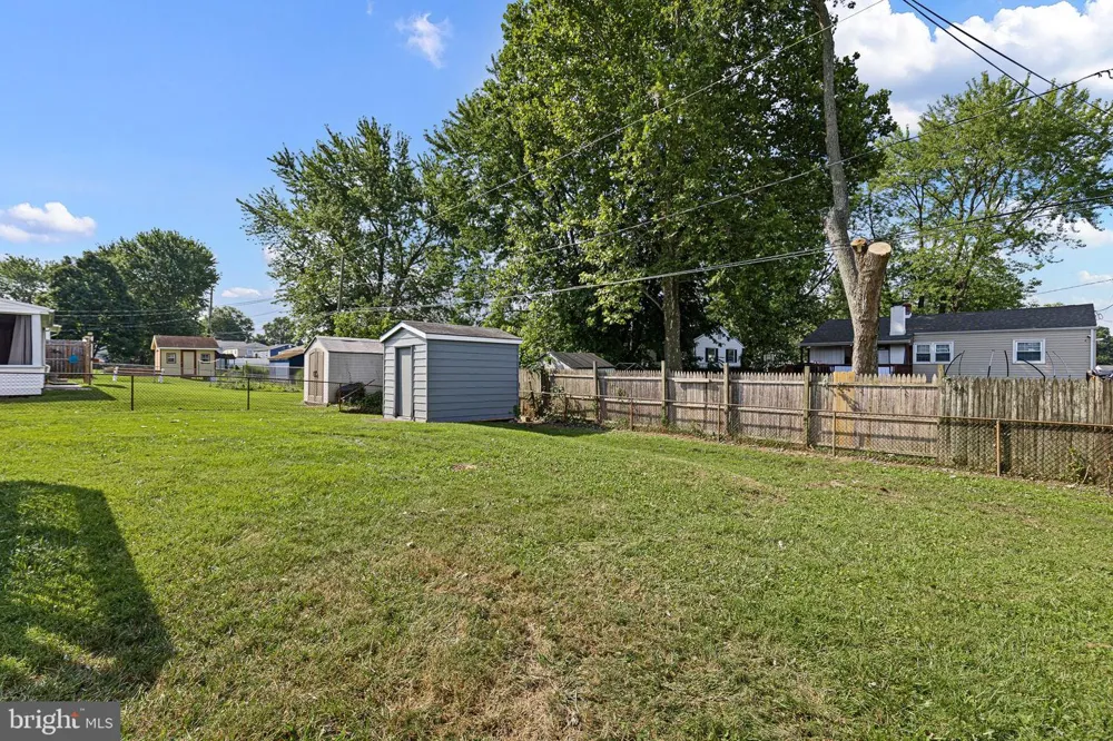 16 IVY LANE New Castle, DE 19720