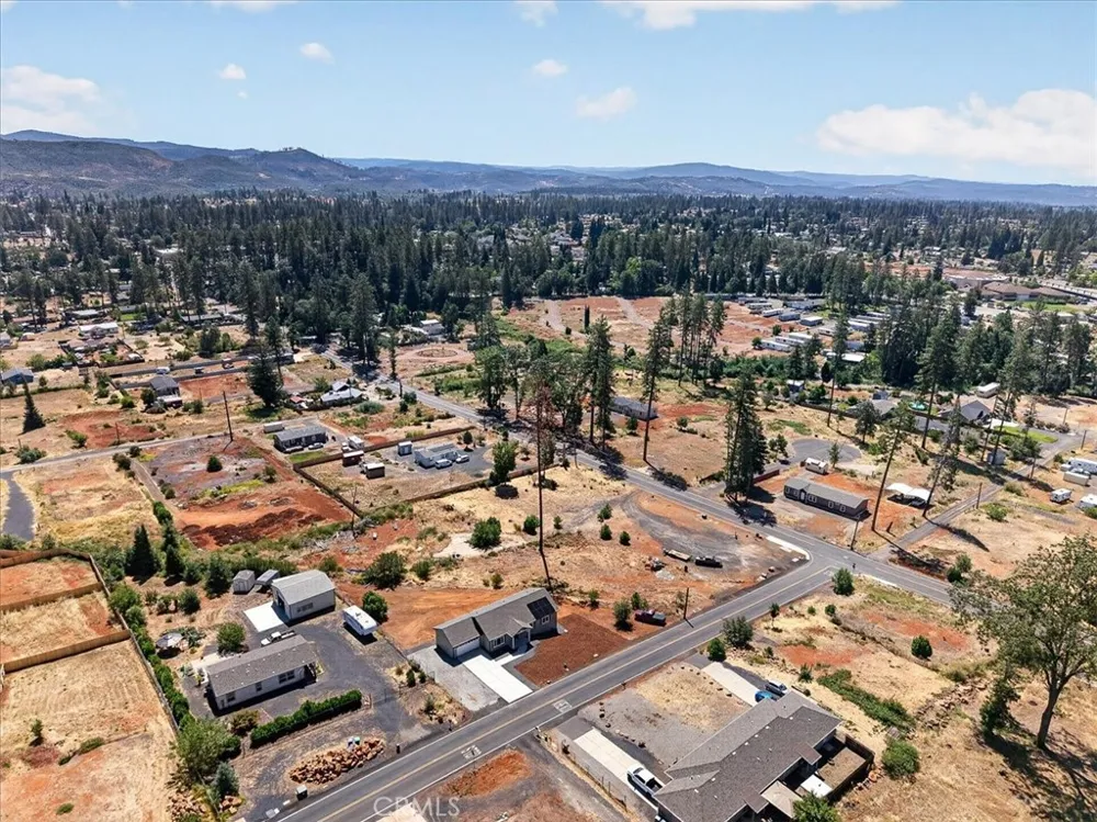 6442 Rocky Paradise, CA 95969