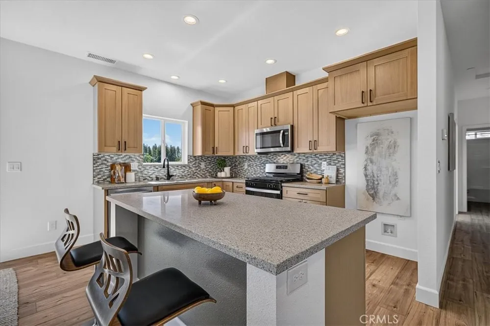 6442 Rocky Paradise, CA 95969