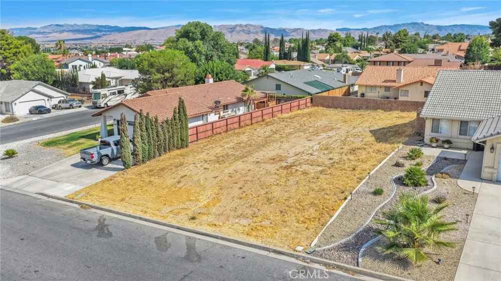 17815 Vista Point Victorville, CA 92395