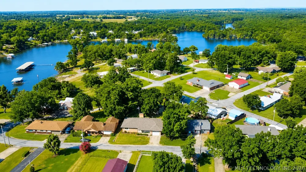 44 Lakeshore Drive Adair, OK 74330