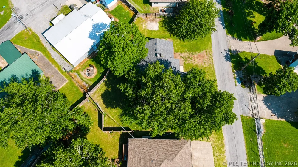 44 Lakeshore Drive Adair, OK 74330