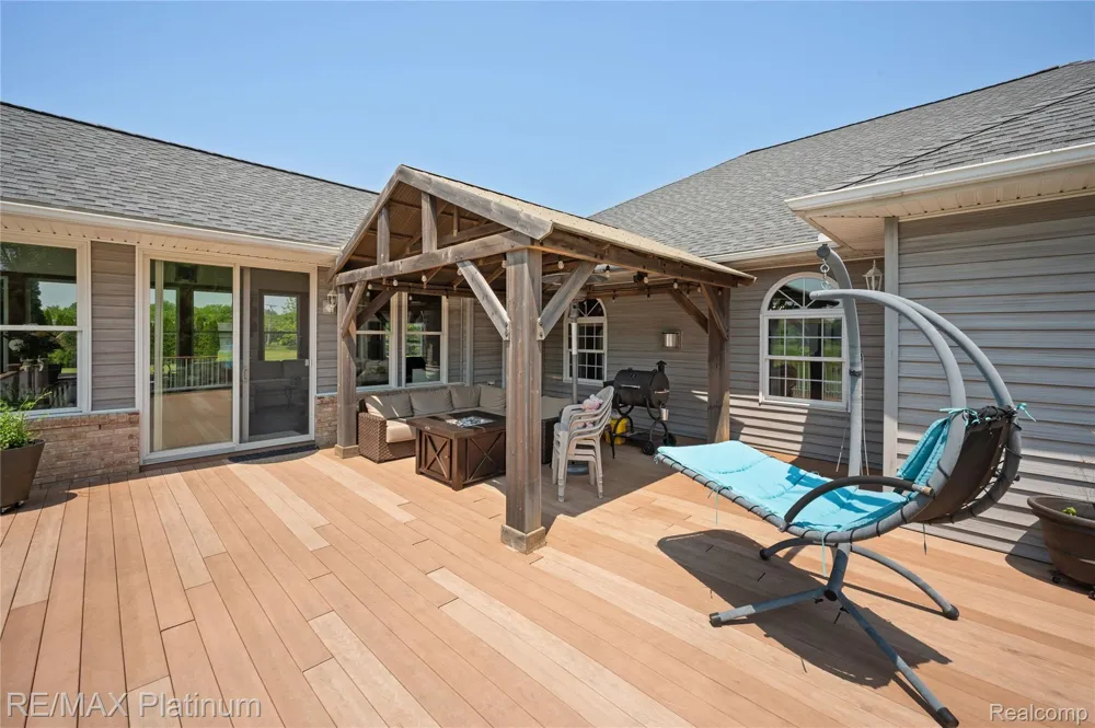8922 McClements Road Brighton City, MI 48114