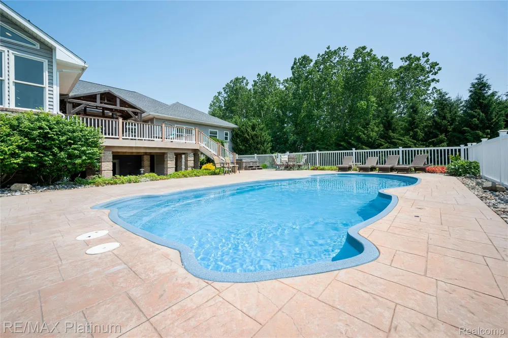 8922 McClements Road Brighton City, MI 48114