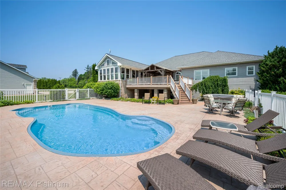 8922 McClements Road Brighton City, MI 48114