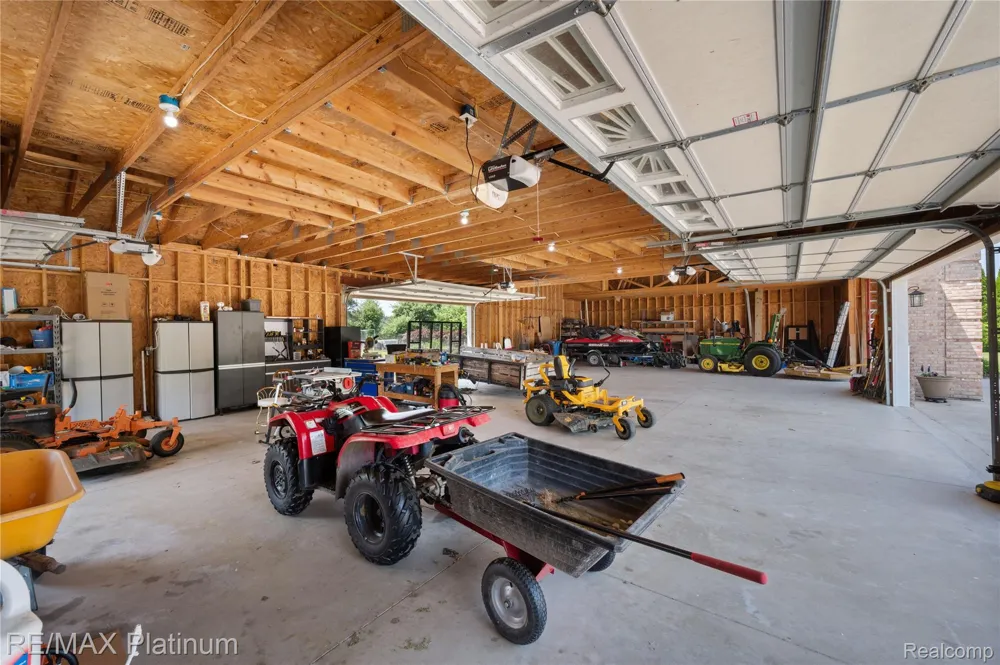 8922 McClements Road Brighton City, MI 48114
