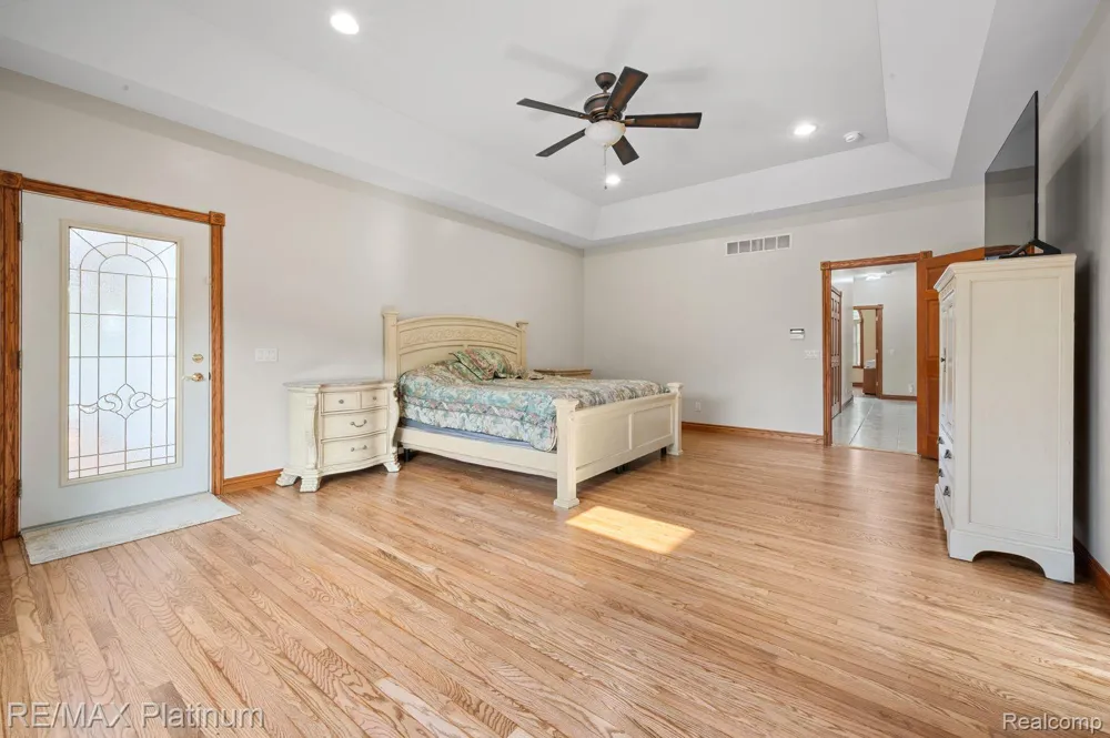 8922 McClements Road Brighton City, MI 48114