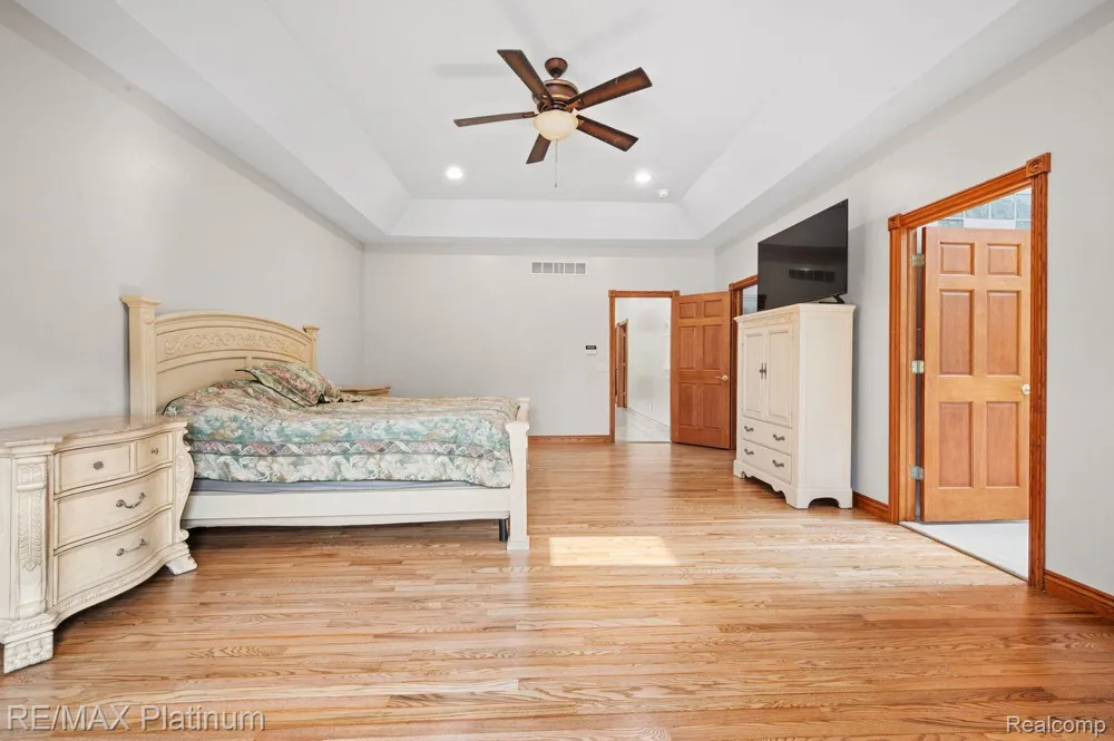8922 McClements Road Brighton City, MI 48114