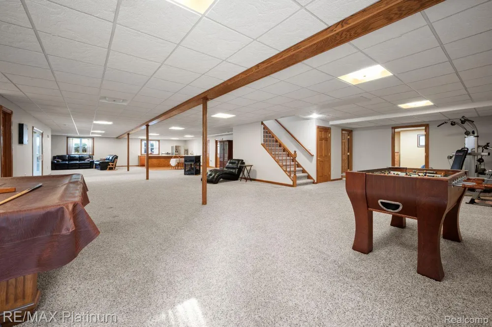 8922 McClements Road Brighton City, MI 48114