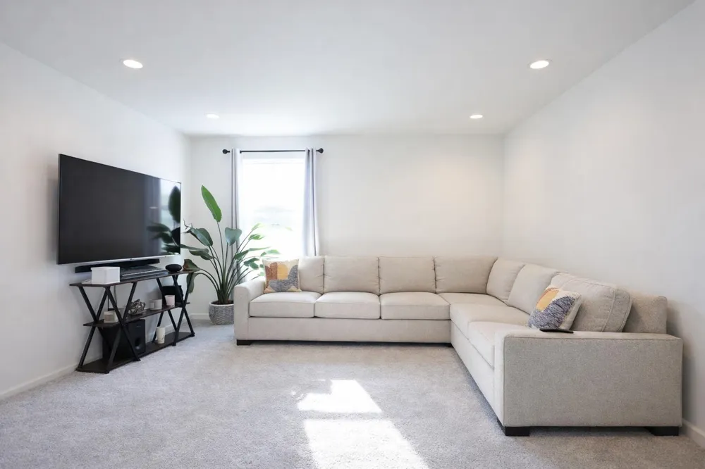 41261 Snowdon Drive Clinton Charter Township, MI 48038