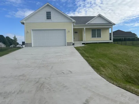 4499 LaMarche Circle