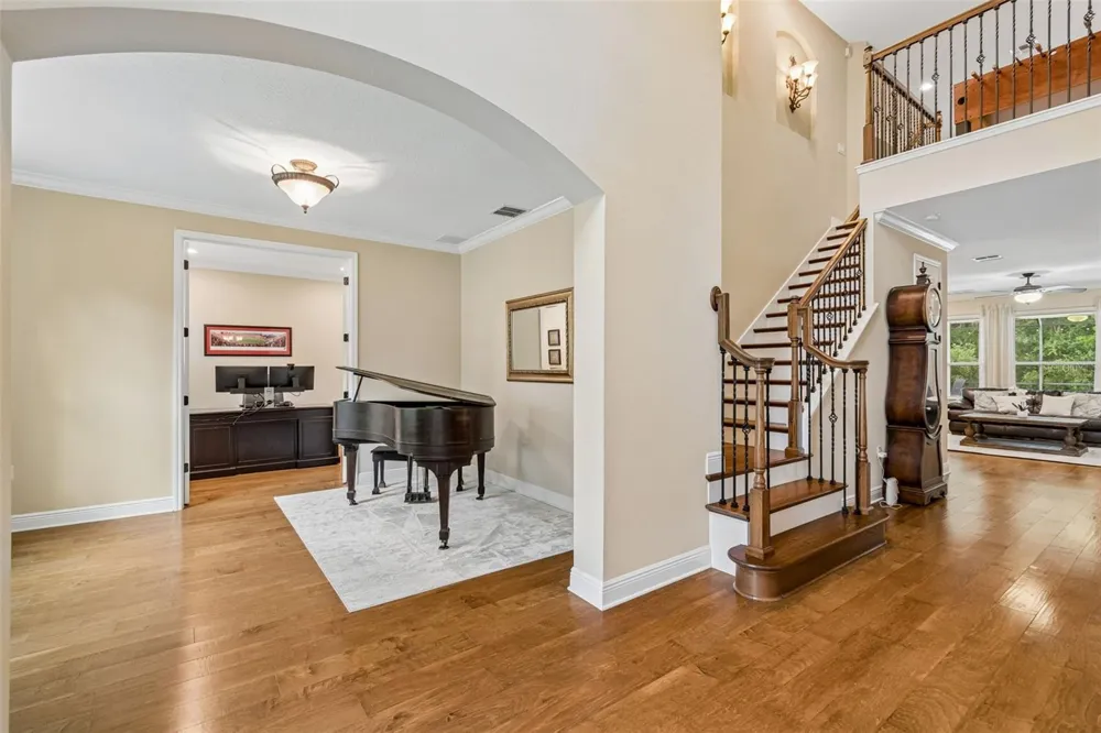 1804 BELLA CASA COURT Tampa, FL 33618