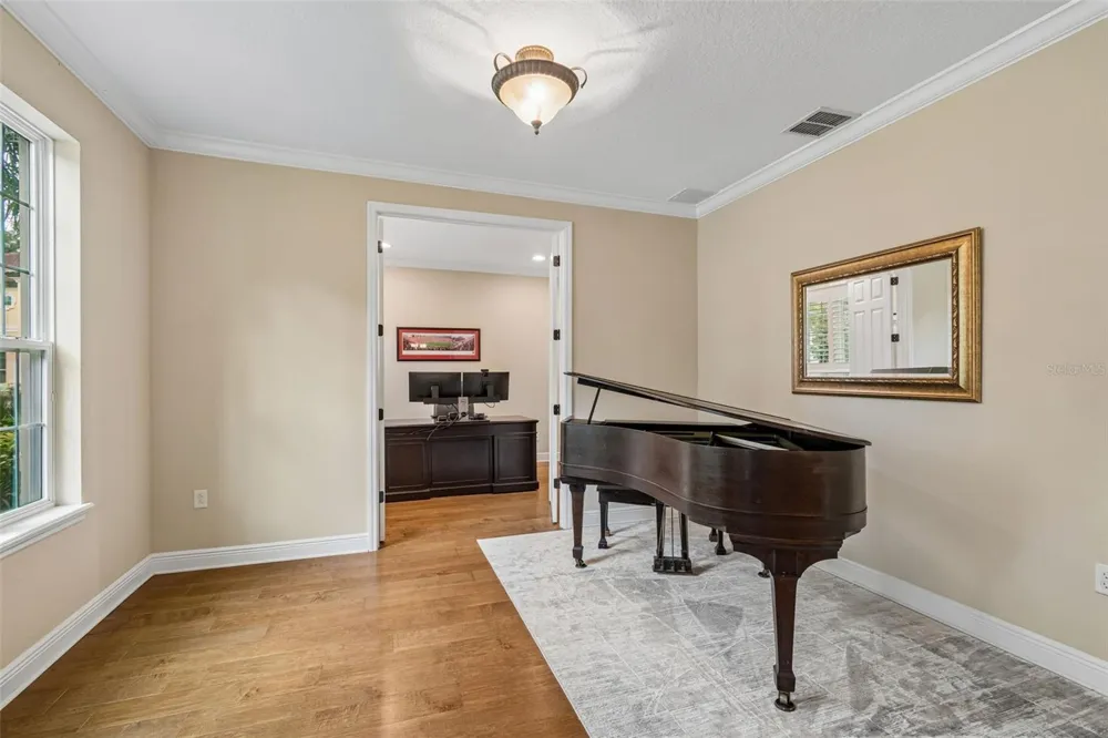 1804 BELLA CASA COURT Tampa, FL 33618