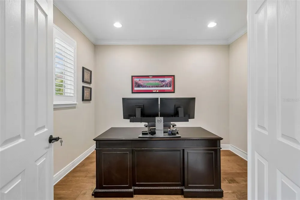 1804 BELLA CASA COURT Tampa, FL 33618
