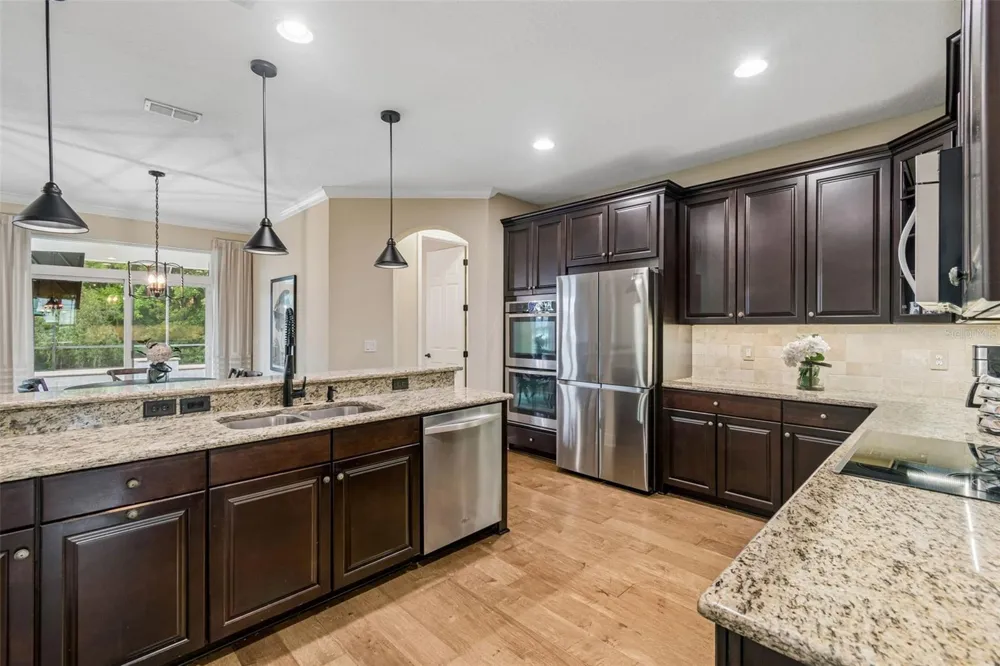 1804 BELLA CASA COURT Tampa, FL 33618