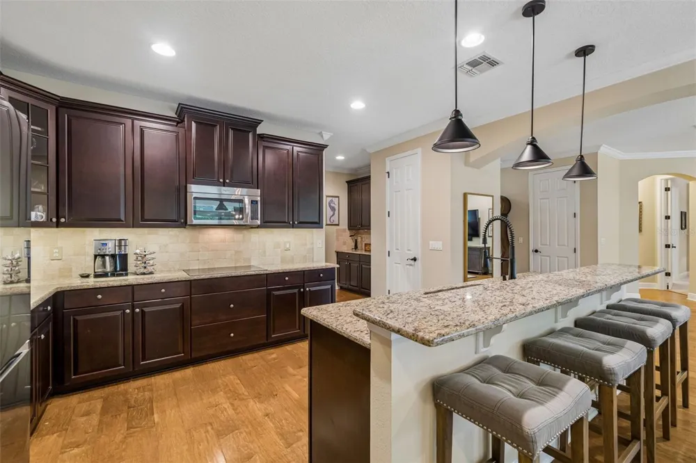 1804 BELLA CASA COURT Tampa, FL 33618