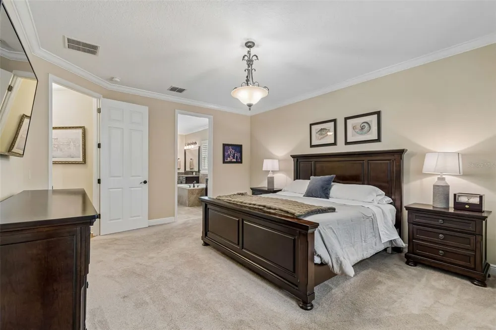 1804 BELLA CASA COURT Tampa, FL 33618