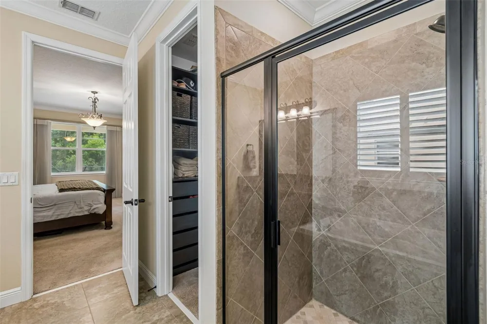 1804 BELLA CASA COURT Tampa, FL 33618