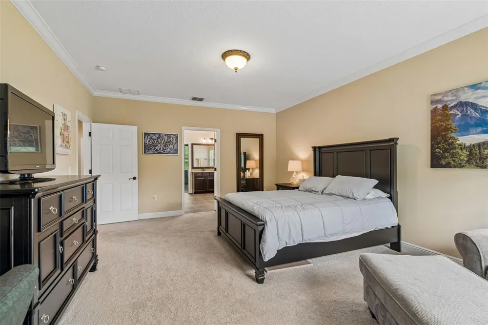 1804 BELLA CASA COURT Tampa, FL 33618