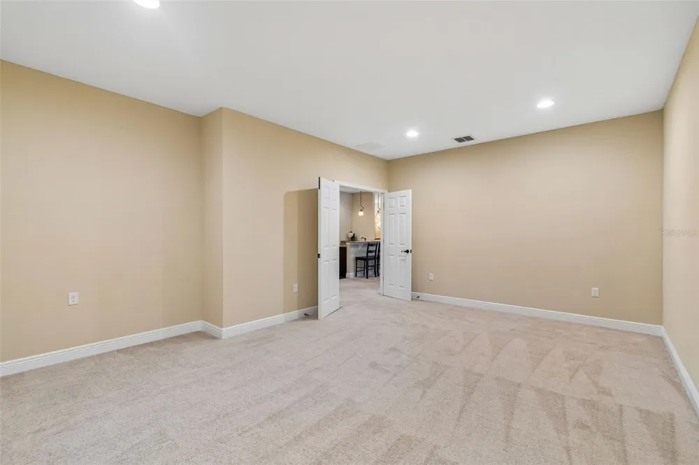 1804 BELLA CASA COURT Tampa, FL 33618
