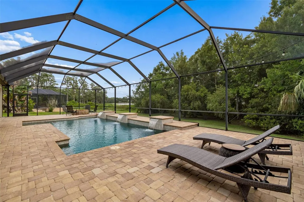 1804 BELLA CASA COURT Tampa, FL 33618