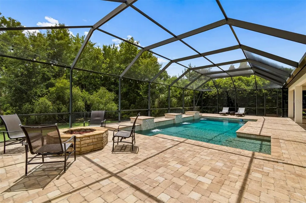 1804 BELLA CASA COURT Tampa, FL 33618