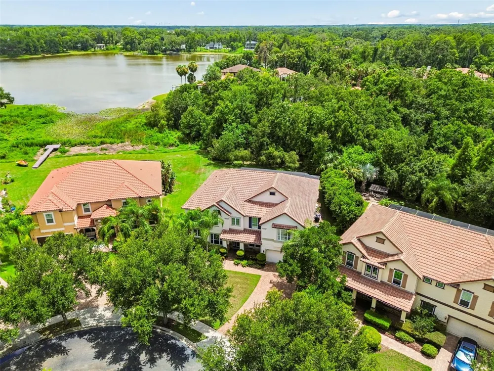 1804 BELLA CASA COURT Tampa, FL 33618