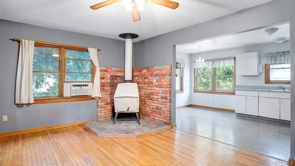 29 Boatheaders Lane East Hampton, NY 11937