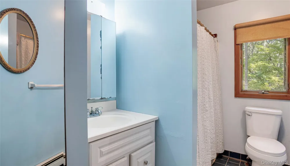 29 Boatheaders Lane East Hampton, NY 11937
