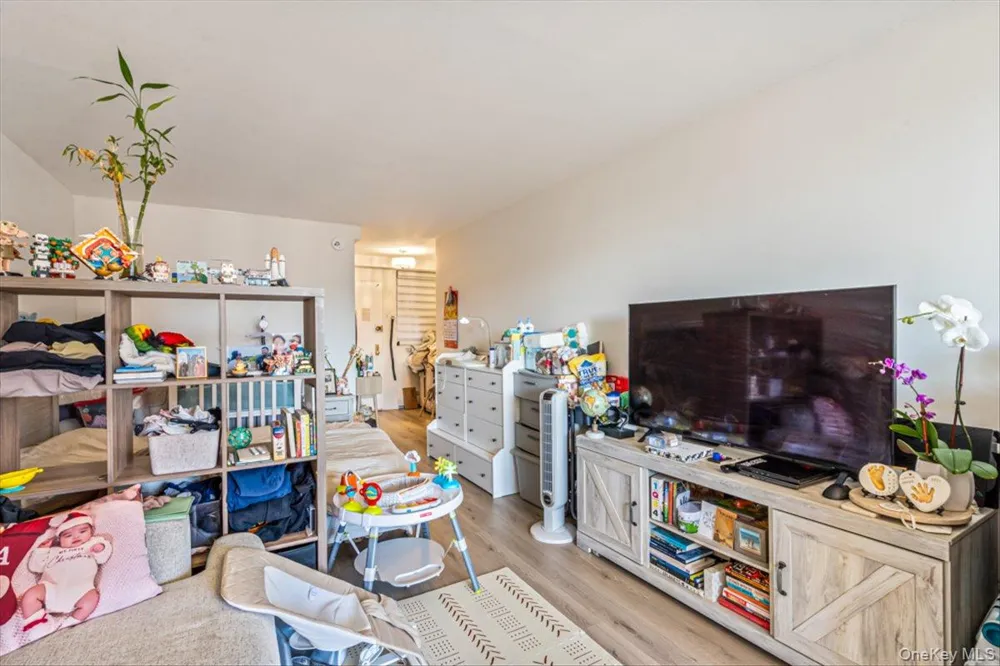 9740 62nd Drive #14N Rego Park, NY 11374