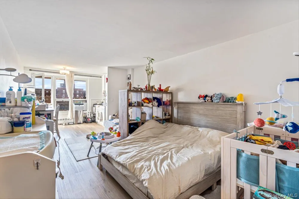 9740 62nd Drive #14N Rego Park, NY 11374