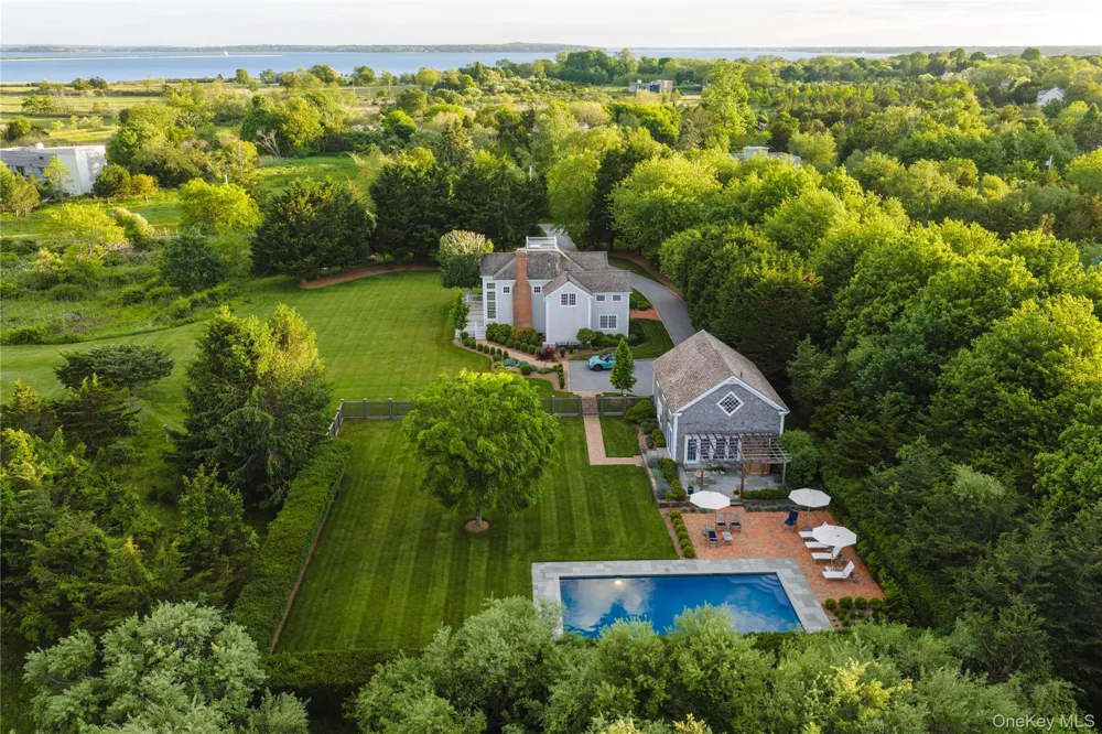 4725 Orchard Street Orient, NY 11957
