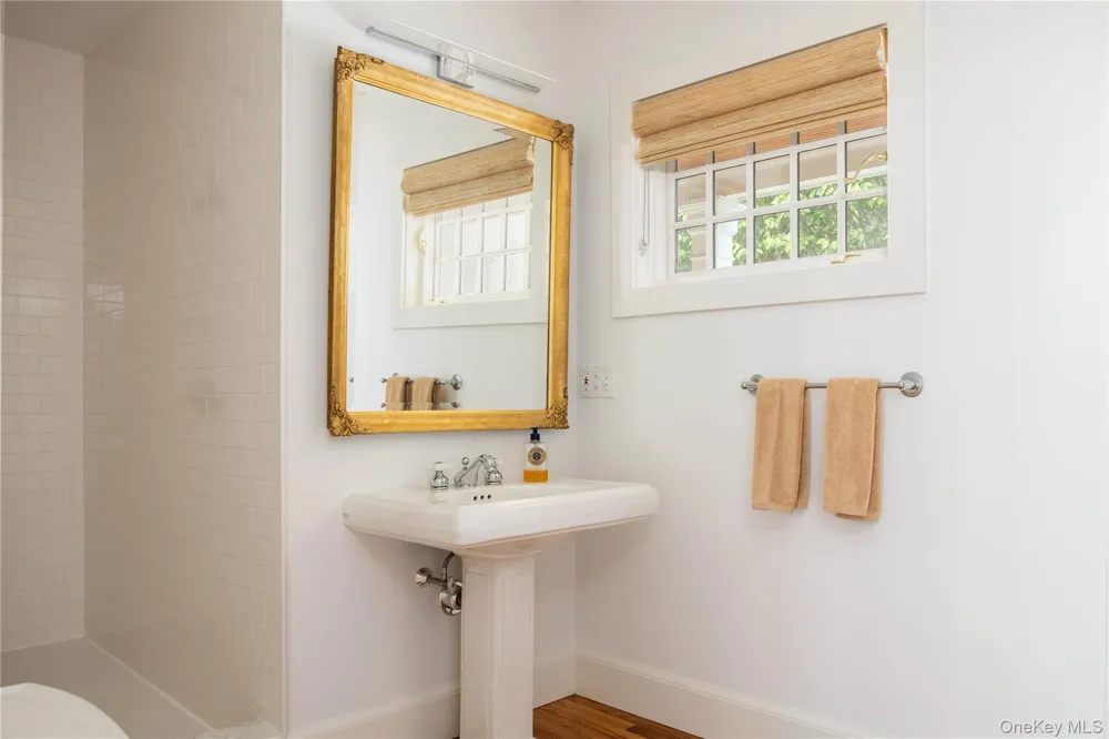4725 Orchard Street Orient, NY 11957