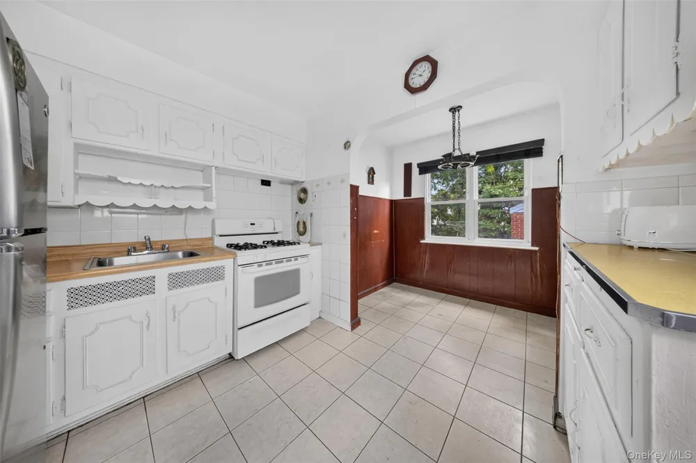 163-07 21st Avenue Whitestone, NY 11357